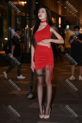 【J5500】迷人的赵一菲（图+视频）