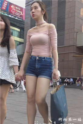 4k-极品好身材美腿热裤丰满粉妹子 [3.22 GB]