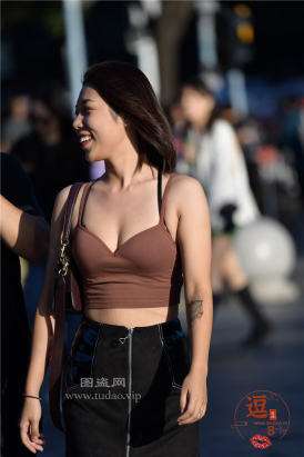 编码0367黑色紧身包臀裙短美胸吊带香肩美背