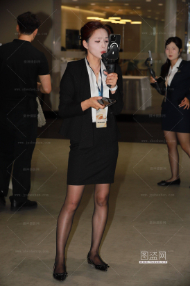 雷克萨斯制服黑丝销售主播【套图➕单反视频】