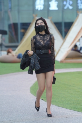 性感包臀裙美女 [573P7V-17.2GB]