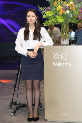 2469-28=61√搭讪美女黑丝女主播【套图➕视频】