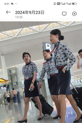 4K视频东航空姐青花瓷超薄浅咖si气质经典