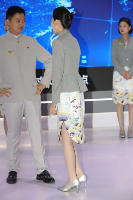 海航空姐 聊啥呢 40P