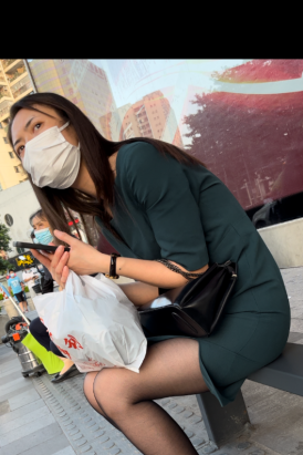 4K视频 绿裙黑袜