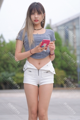 【M1306】白色热裤长腿女孩