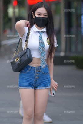 【红石赛帖】性感牛仔热裤