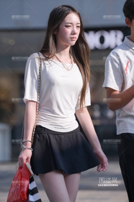 清甜小妹
