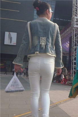 紧身白裤美腿牛仔小外套MM [1.18 GB]