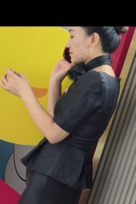 4K 黑裙 平底 黑袜 1.8G 3个视频